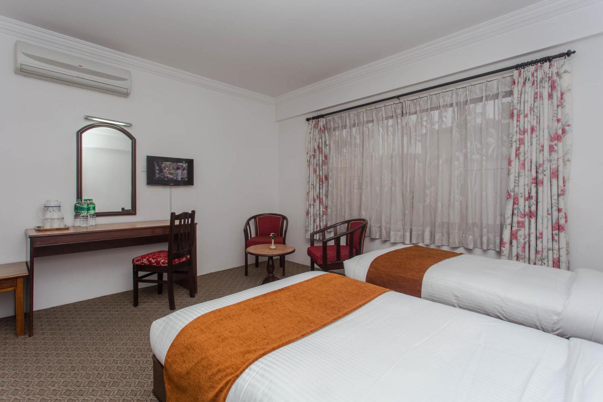 Fuji Hotel Катманду Екстер'єр фото