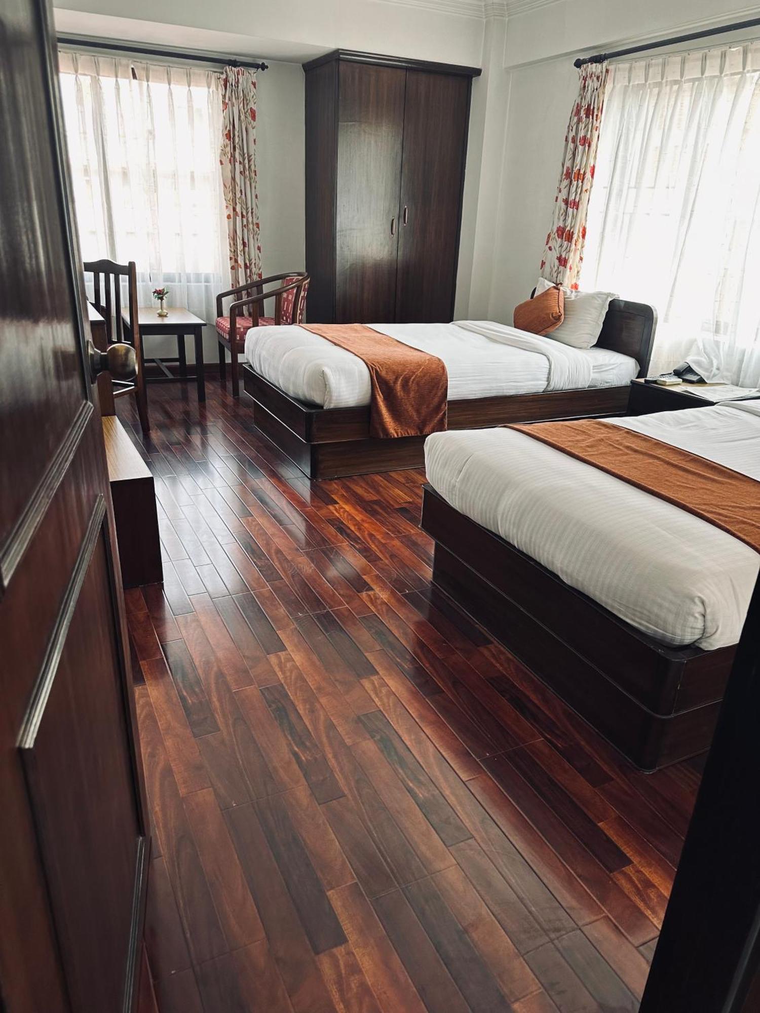 Fuji Hotel Катманду Екстер'єр фото