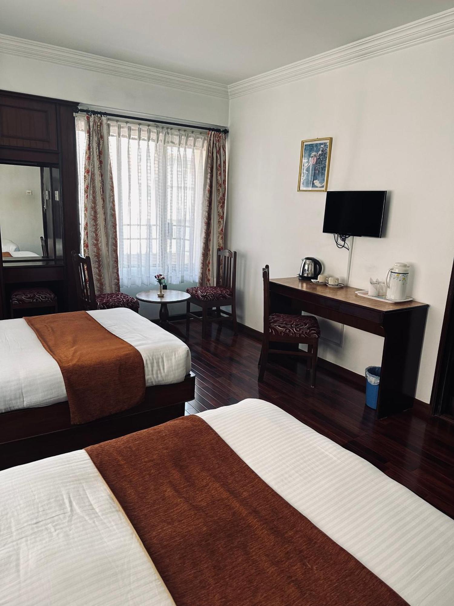 Fuji Hotel Катманду Екстер'єр фото