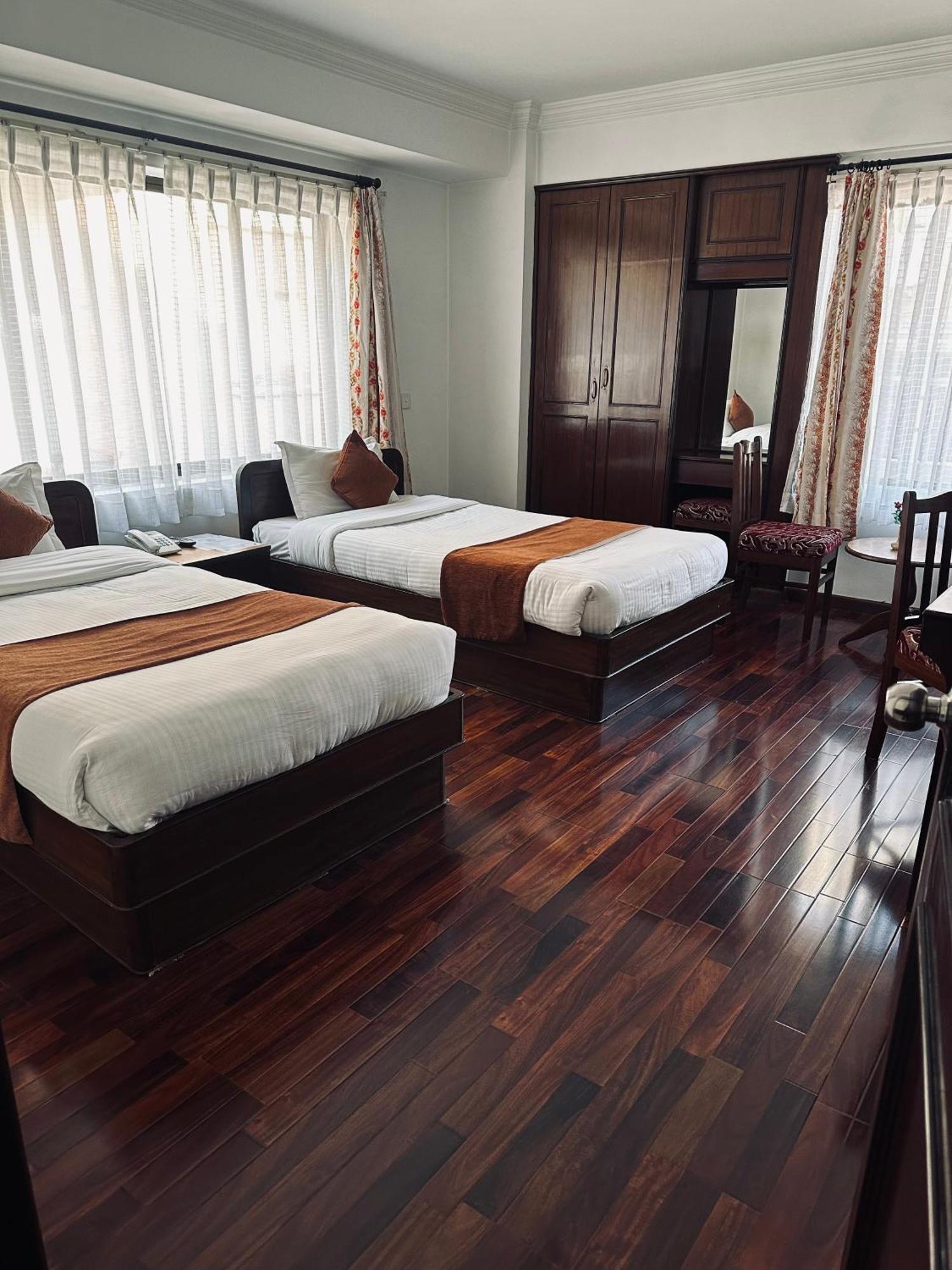 Fuji Hotel Катманду Екстер'єр фото